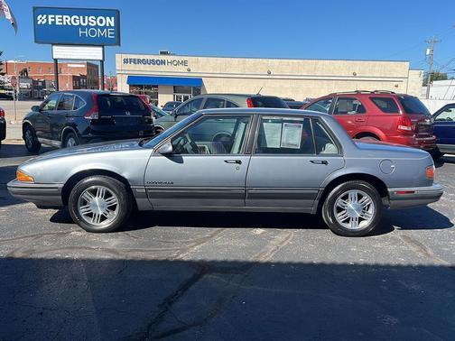 1991 Pontiac Bonneville LE