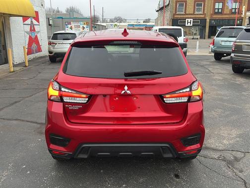 2022 Mitsubishi Outlander Sport 2.0 ES
