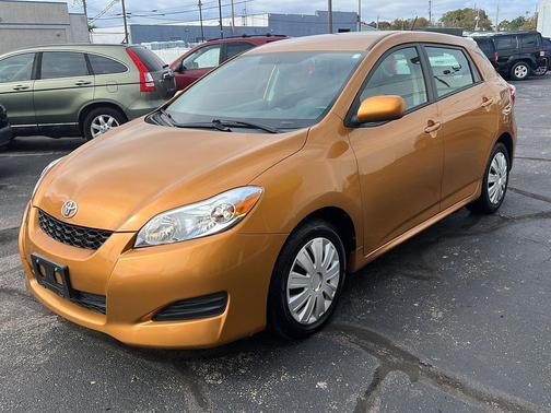 2009 Toyota Matrix Base