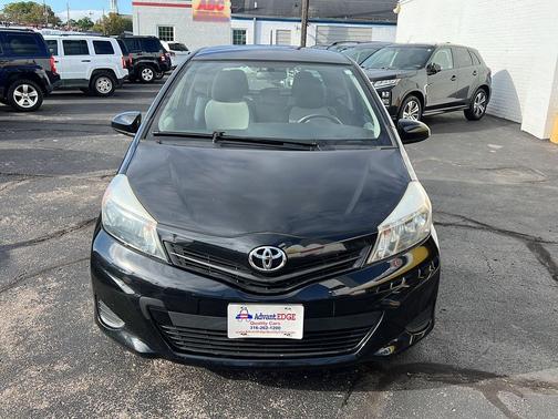 2014 Toyota Yaris L