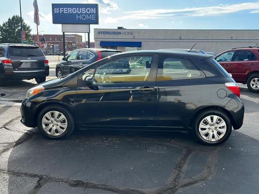 2014 Toyota Yaris L