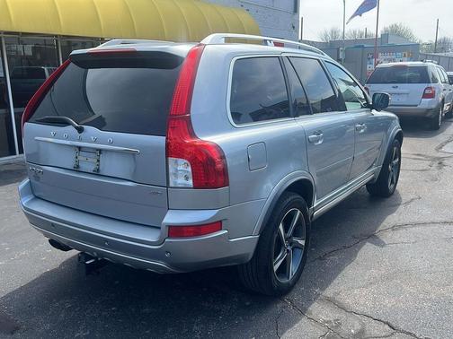 Electric Silver Metallic 2014 Volvo XC90 3.2 R-Design