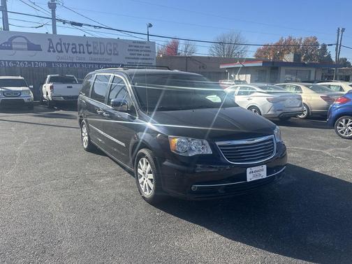 2011 Chrysler Town & Country Touring-L