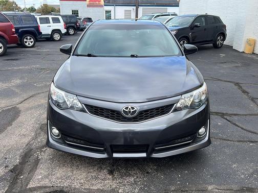 2013 Toyota Camry SE
