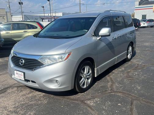 2012 Nissan Quest LE