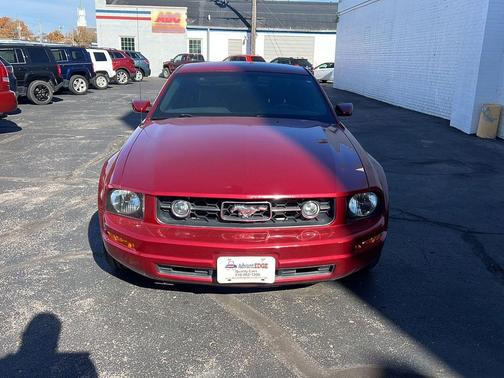 2006 Ford Mustang Base