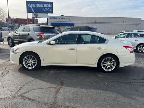 2011 Nissan Maxima S