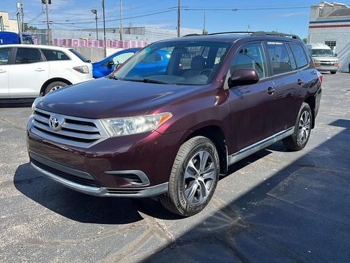 Sizzling Crimson Mica 2013 Toyota Highlander SE