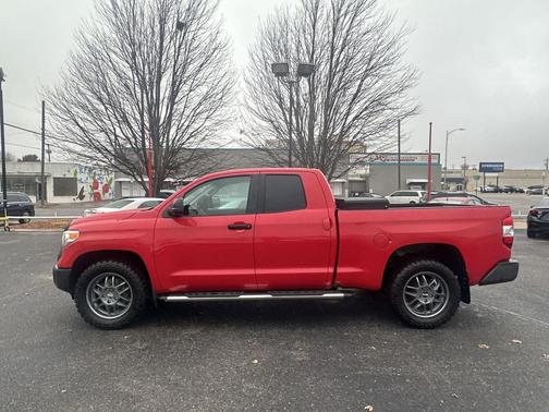2014 Toyota Tundra SR