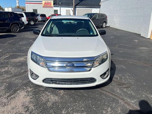 2012 Ford Fusion S