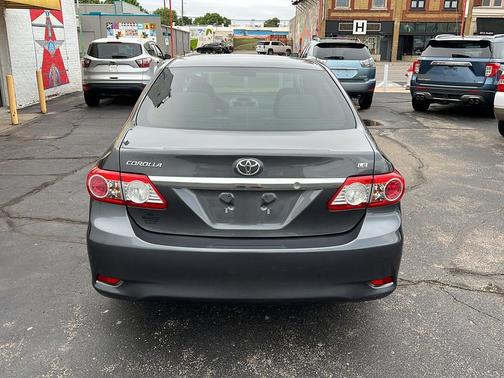 Magnetic Gray Metallic 2013 Toyota Corolla LE