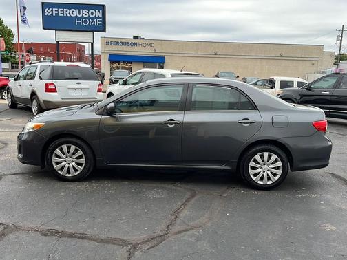 Magnetic Gray Metallic 2013 Toyota Corolla LE