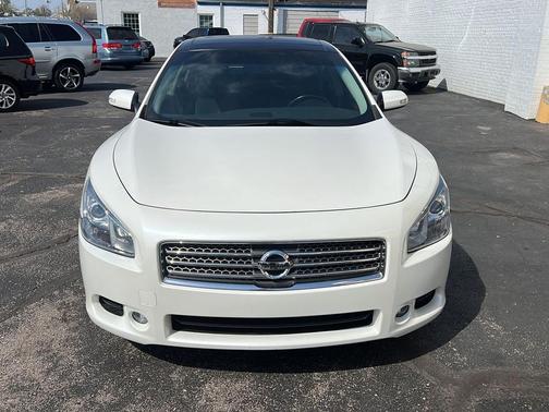 2011 Nissan Maxima SV