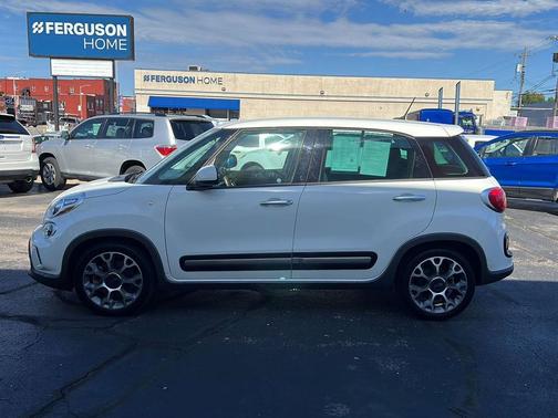 Bianco (White) 2014 FIAT 500L Trekking