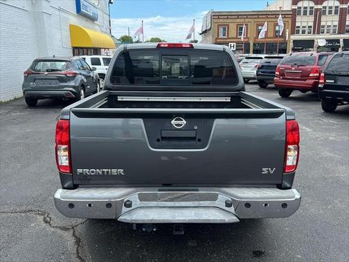 2016 Nissan Frontier SV