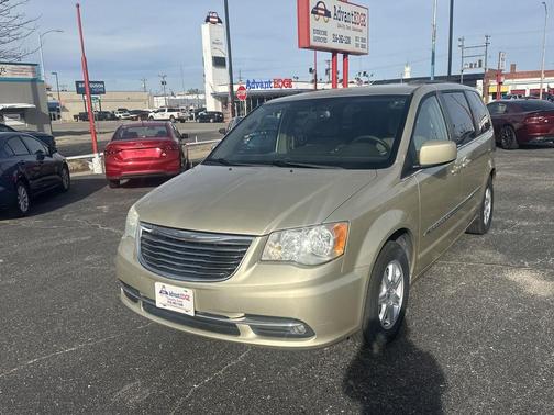 2011 Chrysler Town & Country Touring