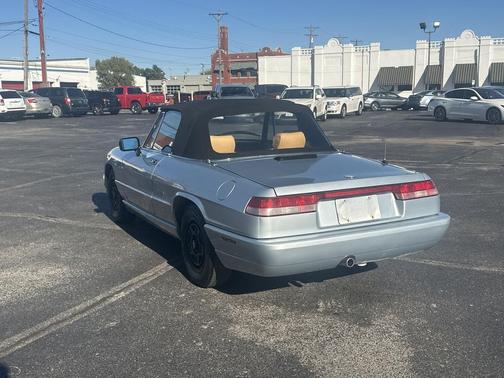 BLUE 1991 Alfa Romeo Spider