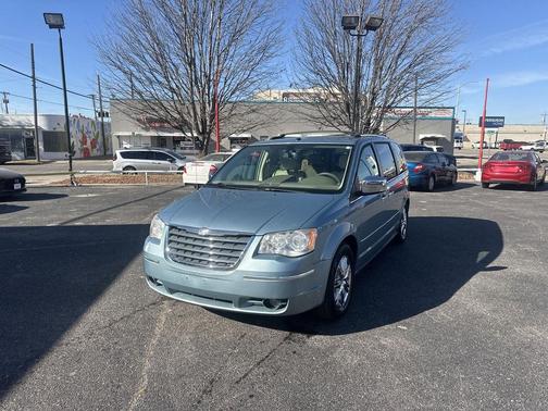 2010 Chrysler Town & Country Limited