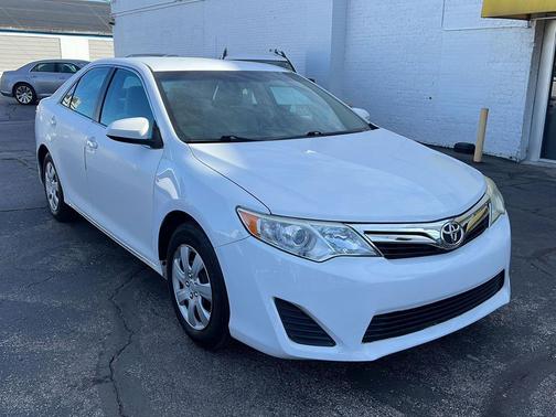 2013 Toyota Camry LE