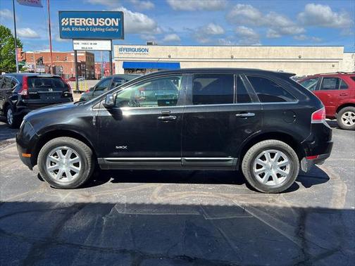 2010 Lincoln MKX Base