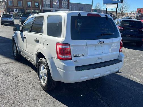 2011 Ford Escape XLS