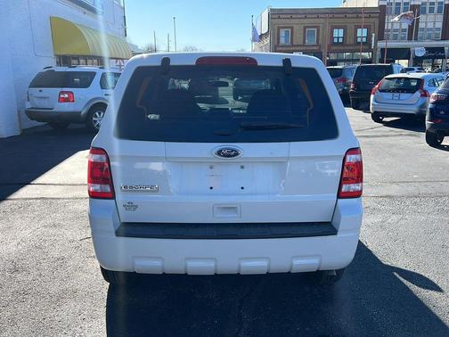 2011 Ford Escape XLS