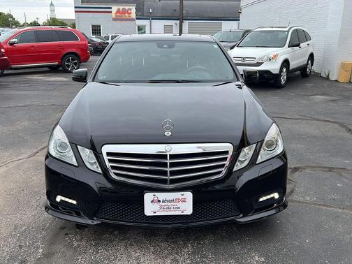 Black 2011 Mercedes-Benz E-Class E 350 Luxury