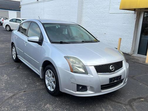 Brilliant Silver Metallic 2009 Nissan Sentra 2.0 SR