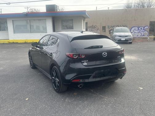 2020 Mazda Mazda3 FWD w/Premium Package