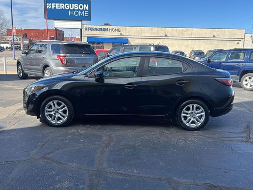 2018 Toyota Yaris iA Base