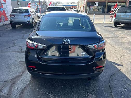 2018 Toyota Yaris iA Base