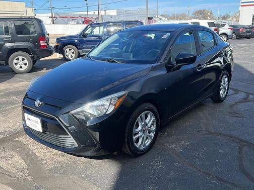 2018 Toyota Yaris iA Base