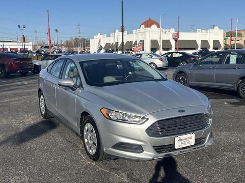 2013 Ford Fusion S
