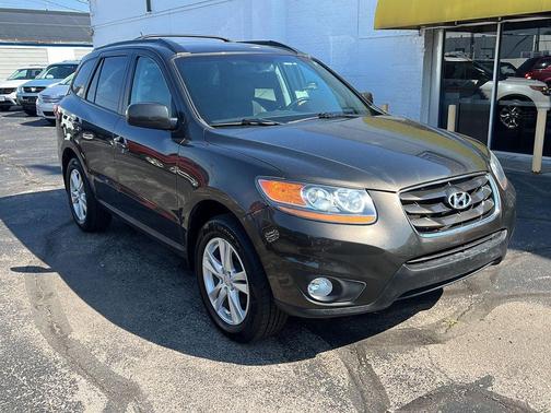 2011 Hyundai SANTA FE SE