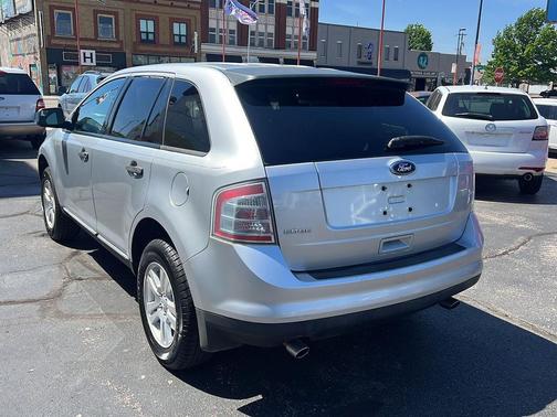 Ingot Silver Metallic 2010 Ford Edge SE