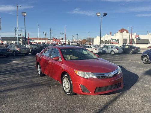 2013 Toyota Camry LE