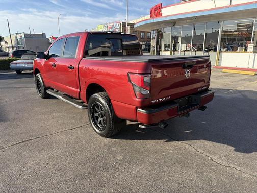 Cayenne Red 2018 Nissan Titan SL