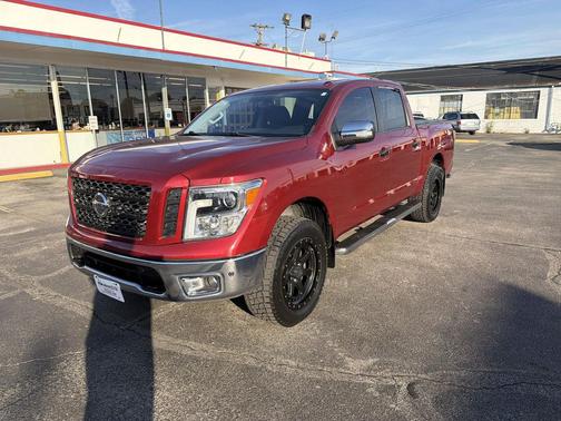 Cayenne Red 2018 Nissan Titan SL