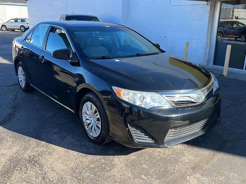 2013 Toyota Camry LE