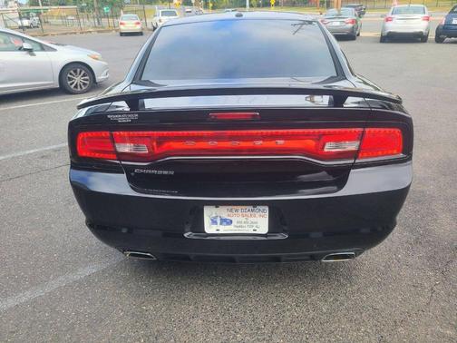 2013 Dodge Charger SXT