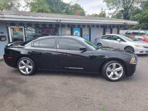 2013 Dodge Charger SXT