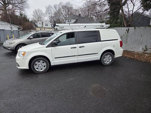 2013 RAM Cargo Tradesman