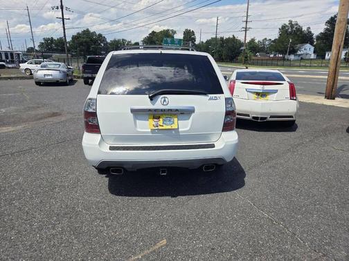 White 2005 Acura MDX Touring
