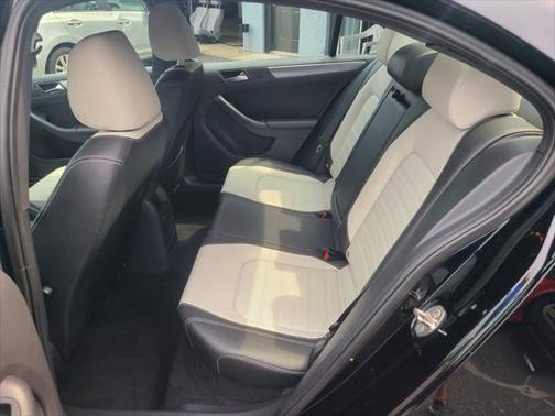2016 Volkswagen Jetta 1.8T Sport