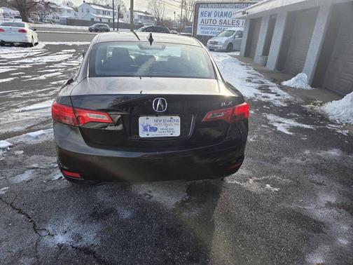 2013 Acura ILX 2.0L Technology
