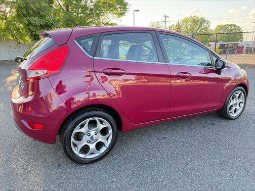 2011 Ford Fiesta SES