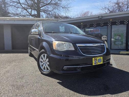 2011 Chrysler Town & Country Touring-L