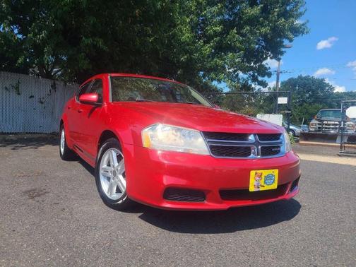 2012 Dodge Avenger SXT 4dr Sedan