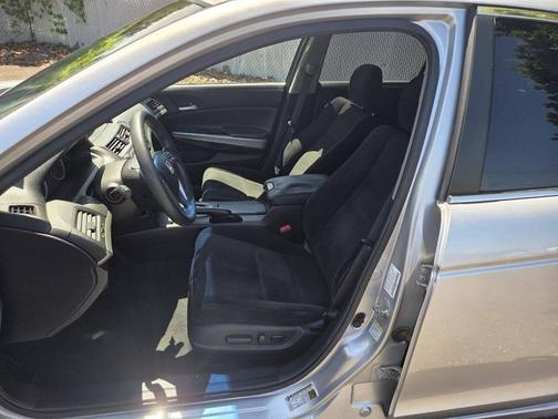 Silver 2008 Honda Accord EX