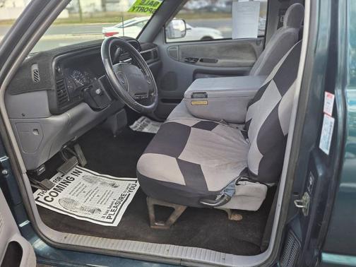 1997 Dodge Ram 1500 SS/T 2dr Standard Cab SB